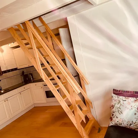 Marastah Daire Alkmaar
